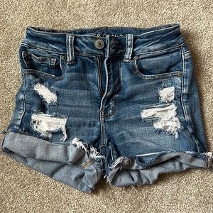 American Eagle Shorts! Don’t fit anymore. Still in good condition. Offer!